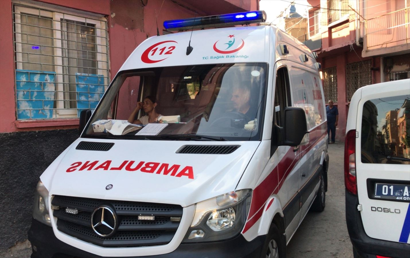 Adana'da evinde silahlı saldırıya uğrayan kişi ağır yaralandı