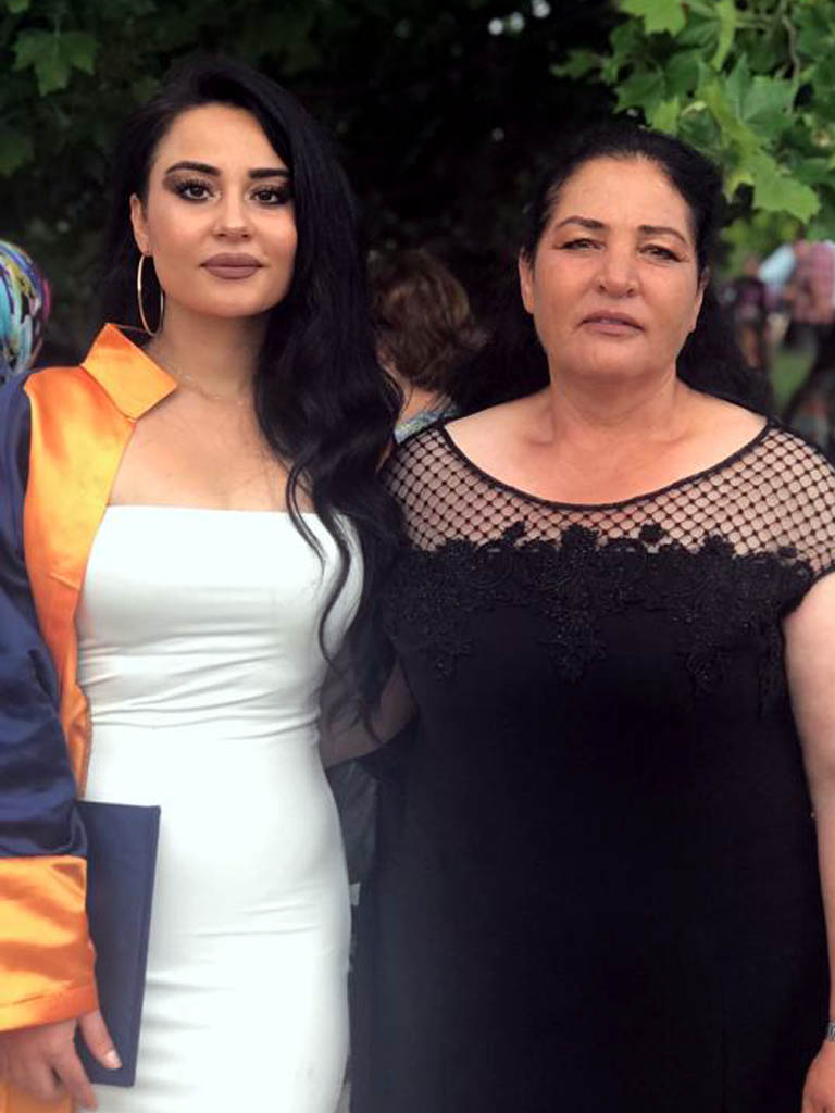 Zeynep'in annesinden 'Pınar Gültekin' isyanı: Benim Zeynep'im gibi öldürdüler