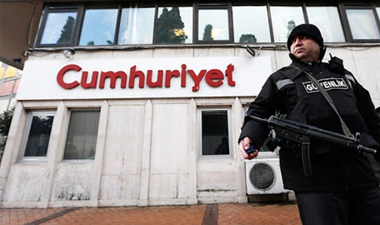 Türkiye’nin önde gelen hukukçuları Cumhuriyet’e verilen cezaları değerlendiriyor-11
