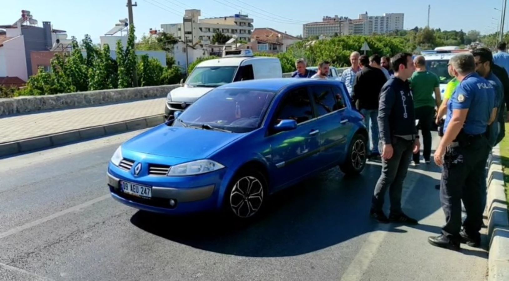 Aydın'da bir güzellik merkezinin ortakları arasında kavga çıkan kavgada 2 kişi yaralandı, 4 kişi gözaltında