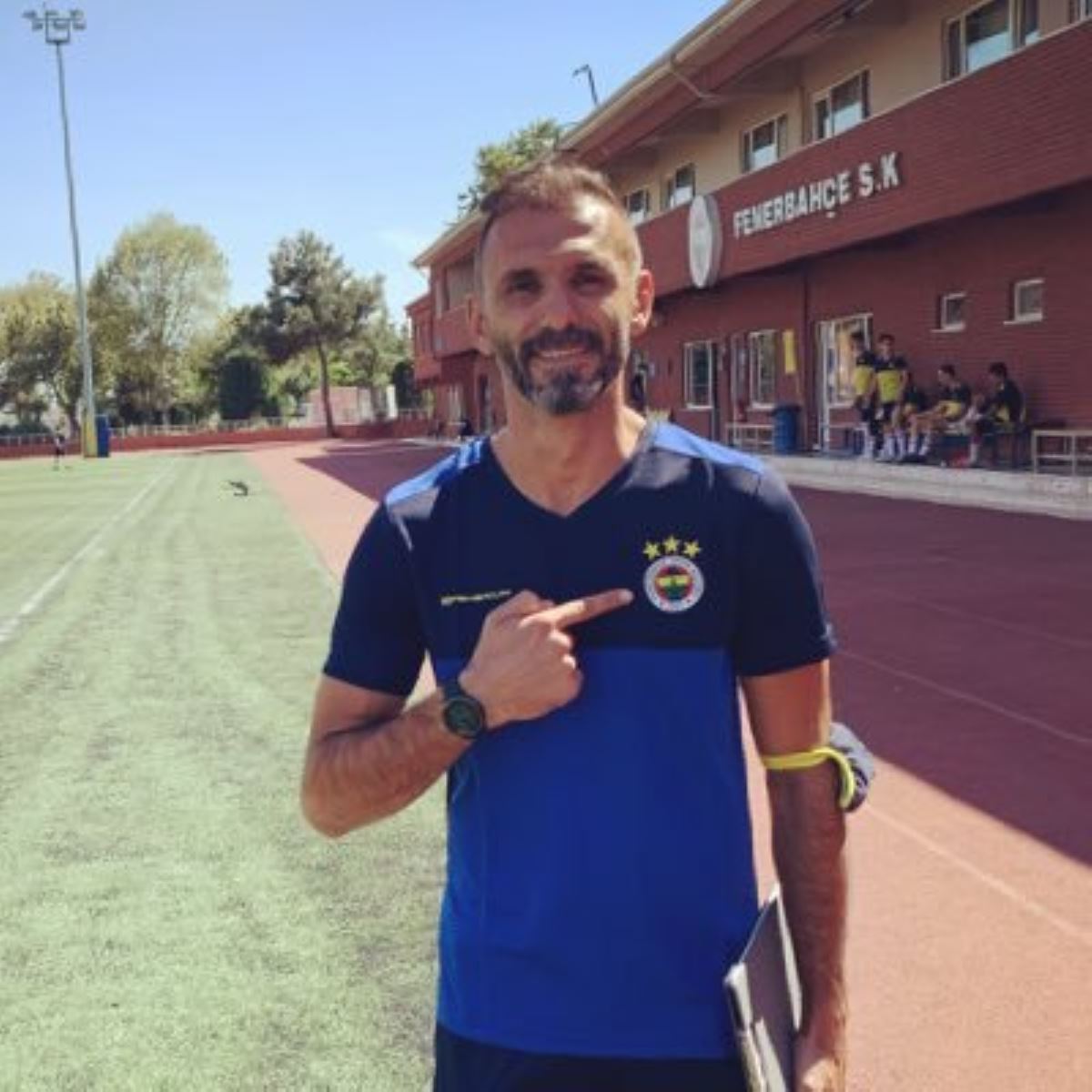 Fenerbahçe'de Ekrem Ekşioğlu, Volkan Demirel'in ekibine katıldı