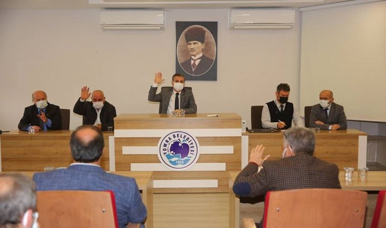 Trabzon'da istifa dalgası: Başkanın ardından 5 AKP'li belediye meclis üyesi de istifa etti