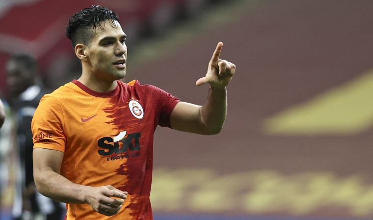Galatasaray'a Radamel Falcao şoku