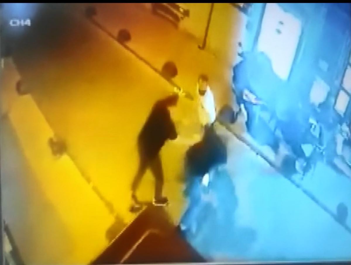 Beyoğlu'nda otel mafyası dehşeti: Bıçak ve silahlarla saldırdılar