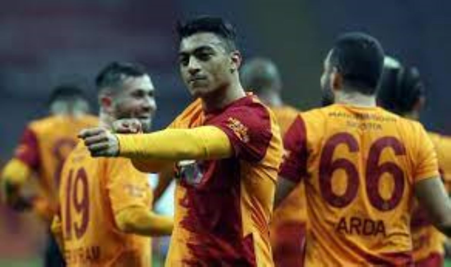 Galatasaray'da sürpriz ayrılık, golcü Mustafa Fransa'ya gidiyor!