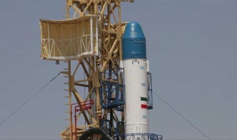 İran'ın uydu taşıyıcı roketi yeterli hıza ulaşamadığı için yükünü yörüngeye oturtamadı