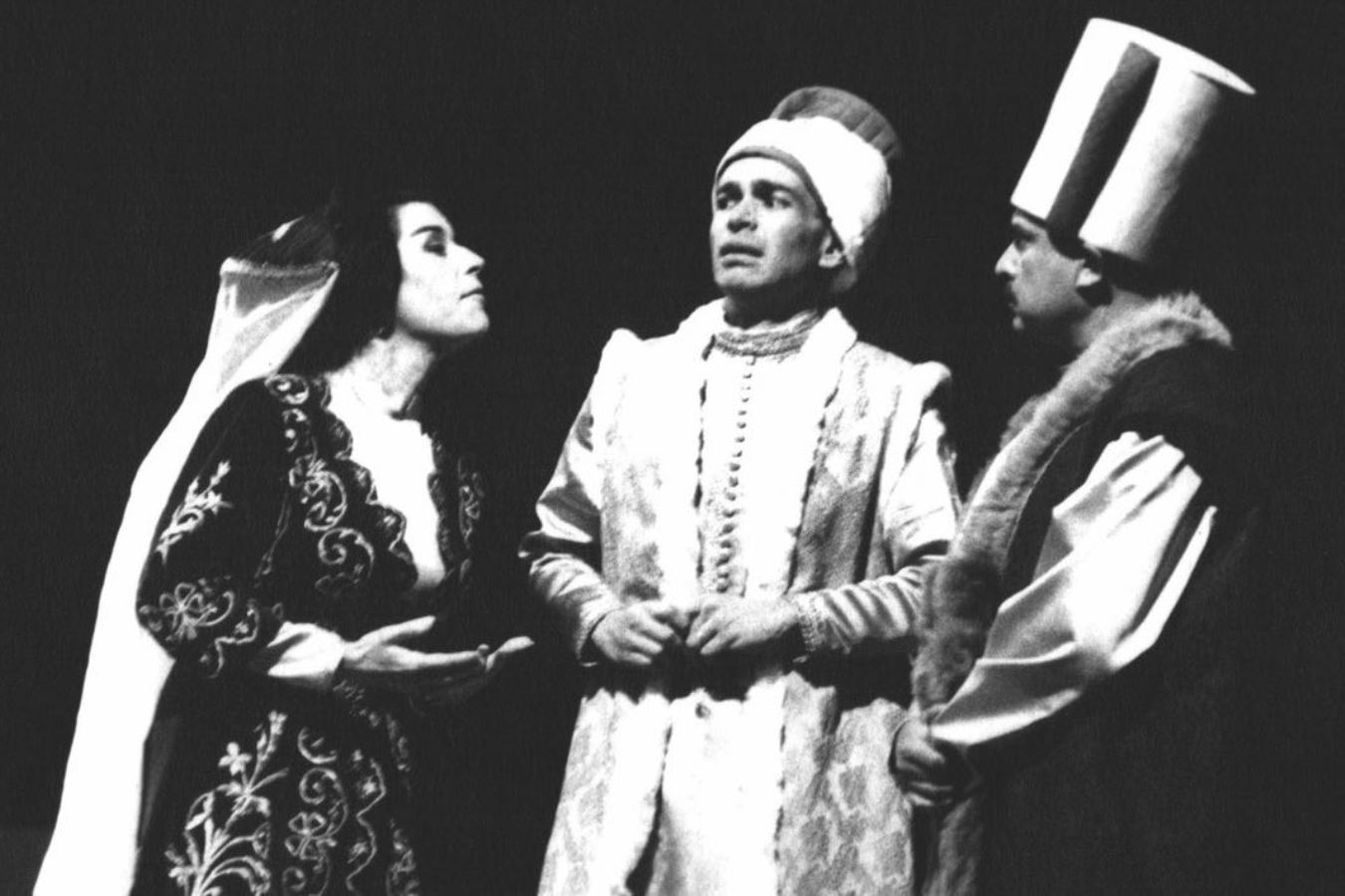Eski Devlet Tiyatroları Genel Müdürü Prof. Dr. Bozkurt Kuruç yaşamını yitirdi