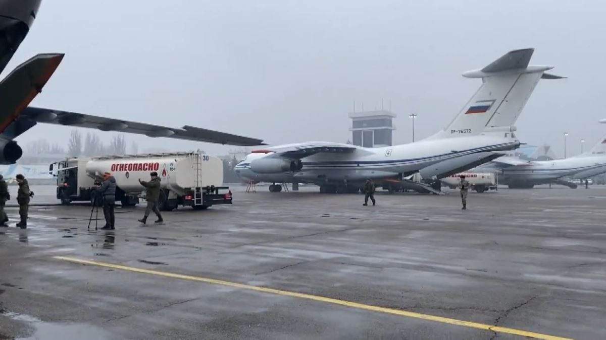 Yığınak bitmiyor: Rusya'dan Kazakistan açıklaması: 9 uçak Almatı'da
