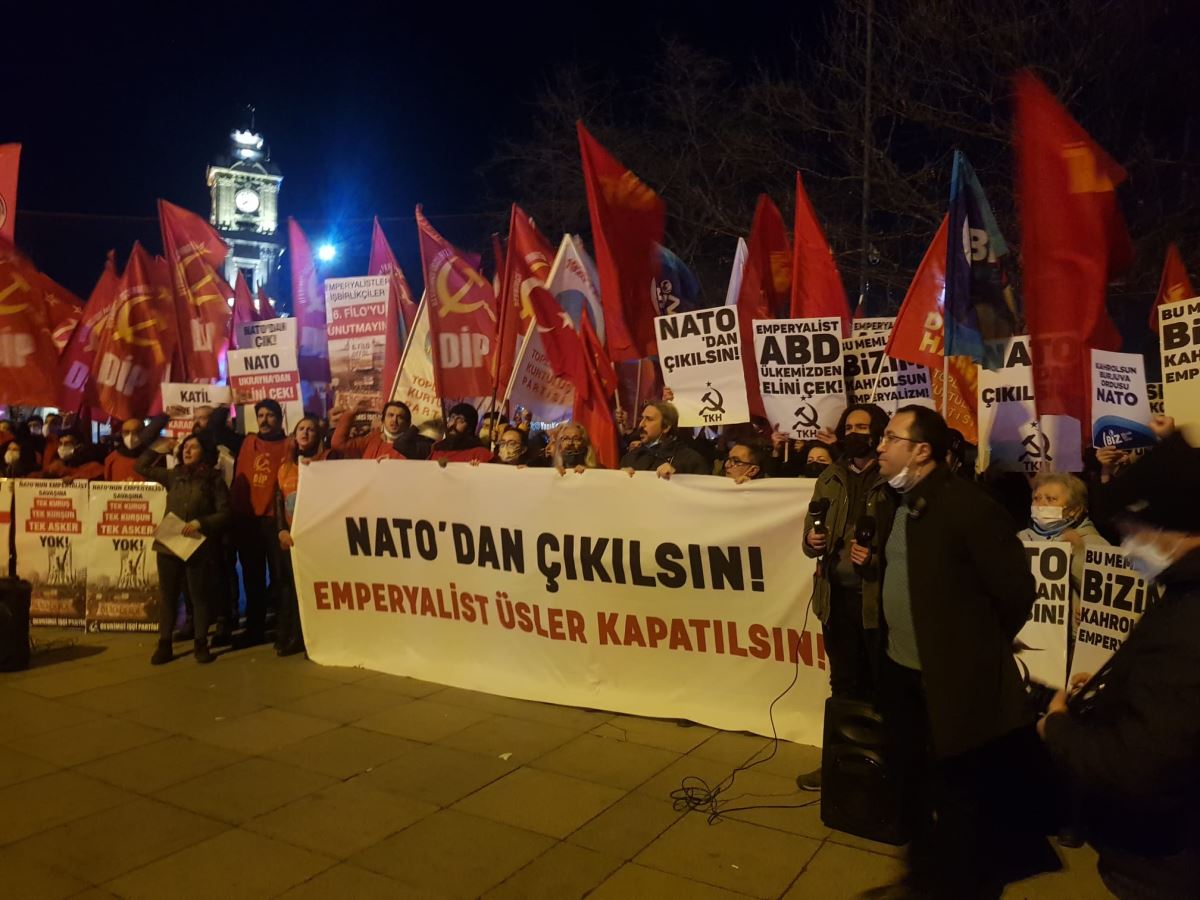 Sosyalistlerden NATO karşıtı eylem: "NATO'dan çıkılsın, üsler kapatılsın"