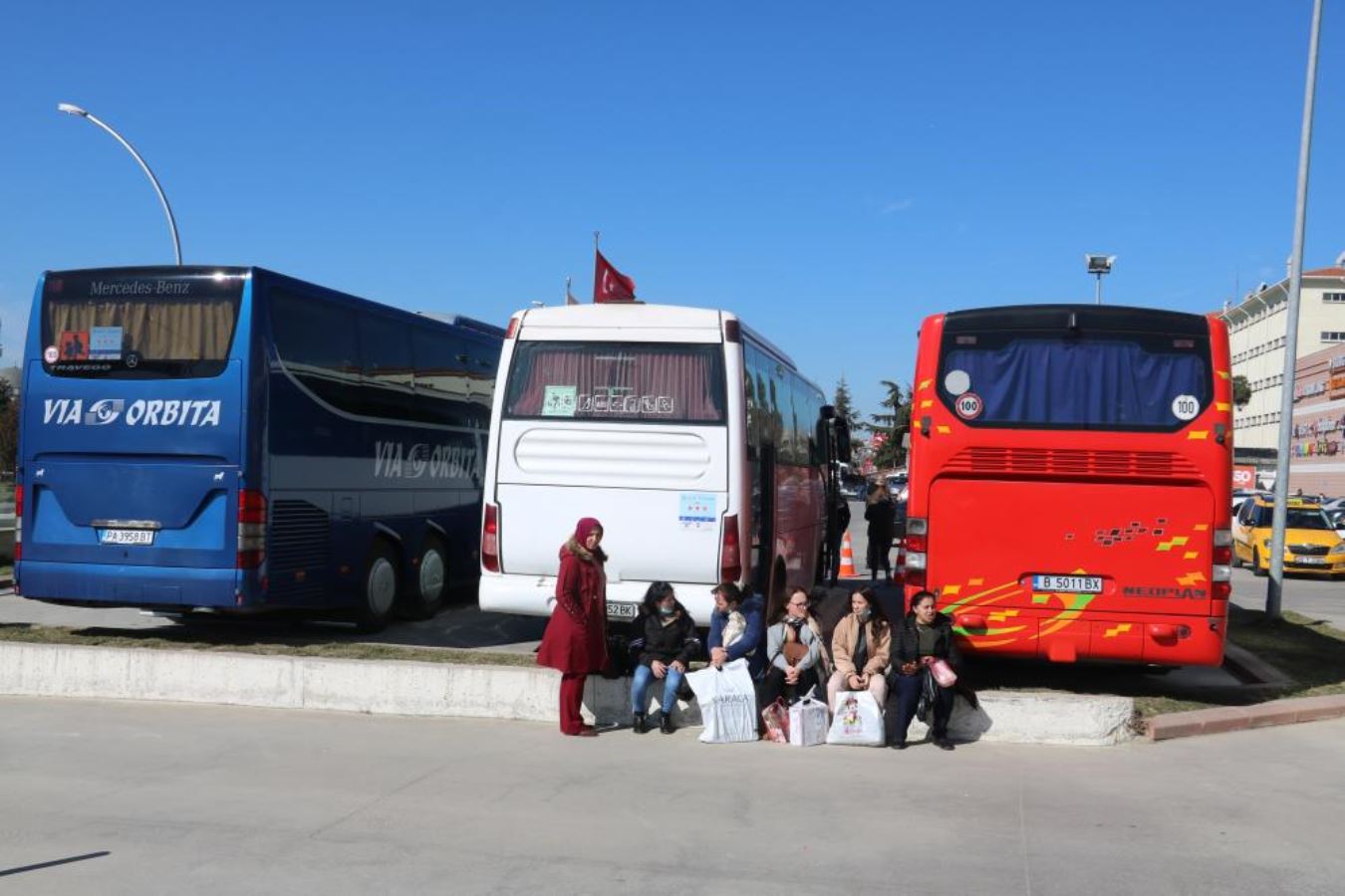 Bulgar vatandaşların alışveriş yarışı: Edirne'ye akın ettiler