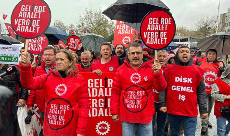DİSK İstanbul'dan Ankara'ya 'Gelirde adalet vergide adalet' yürüyüşü başlattı
