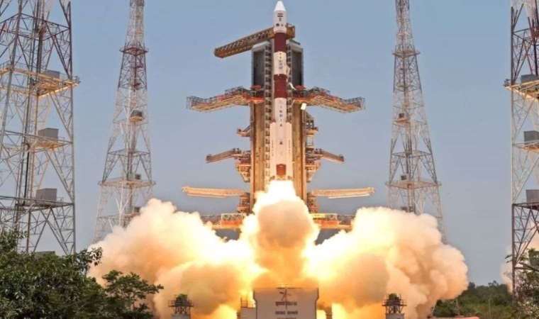 Hindistan, Aditya-L1 uydusunu uzaya fırlattı