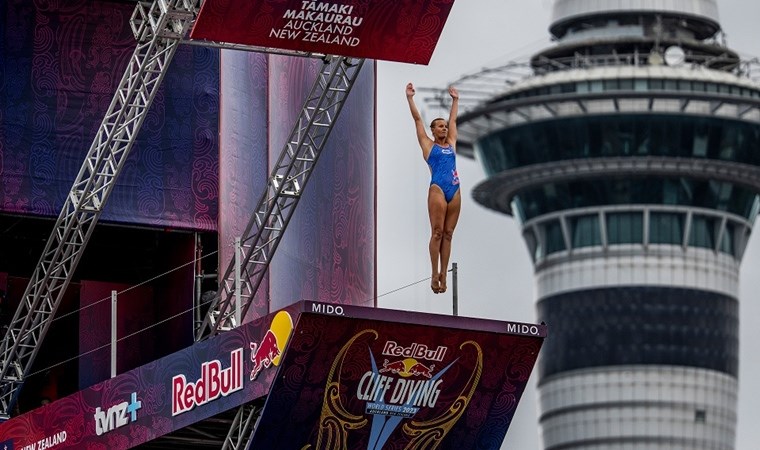 151609674 red bull cliff diving world series 3