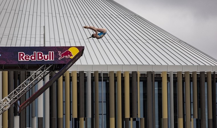 151637862 red bull cliff diving world series 4