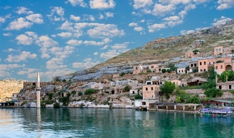 Güneydoğu Anadolu'nun mistik köyü: Rumkale
