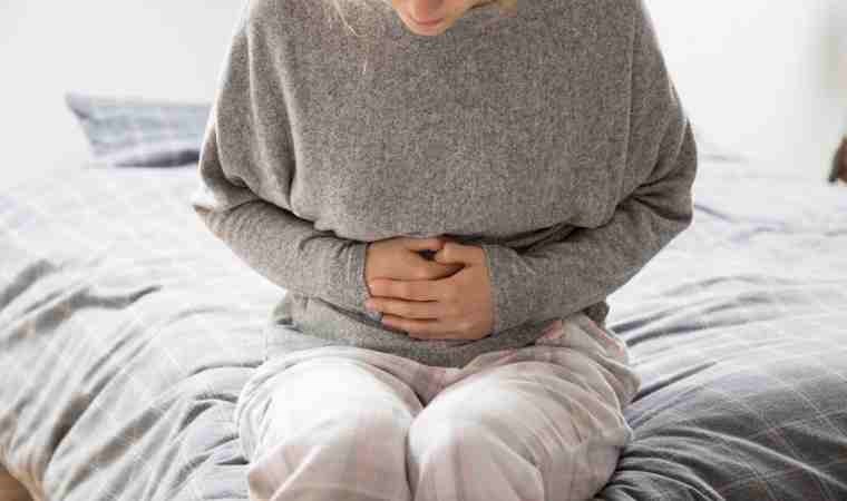 Crohn hastalığı ne, belirtileri neler? Crohn hastalığının sebepleri ve tedavi yöntemleri ne?