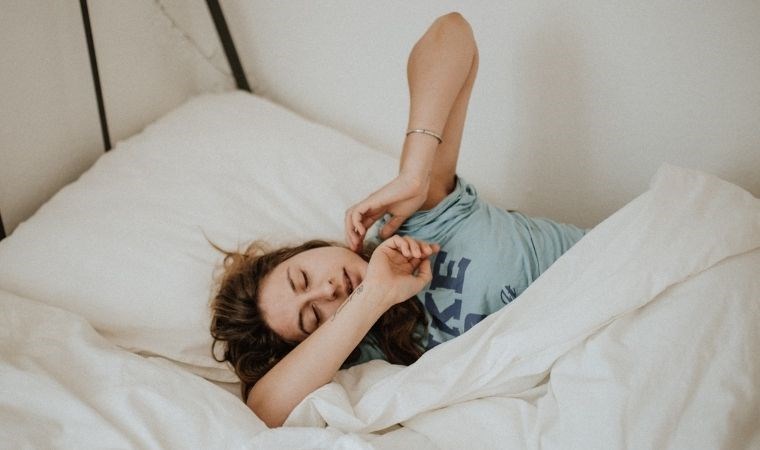 Uykunuzu tam alamıyor musunuz? Daha yaşlı hissetmeniz normal olabilir
