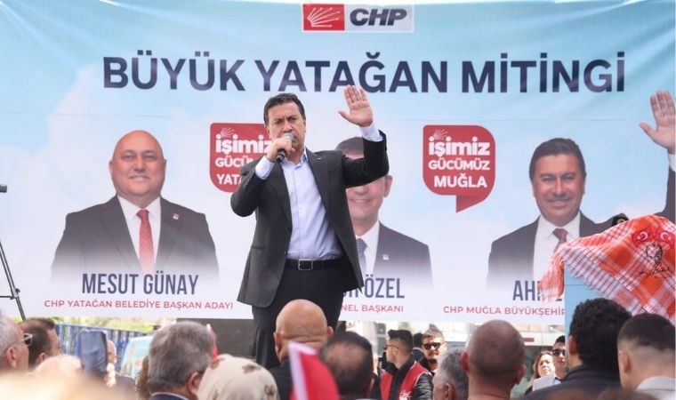 Ahmet Aras: Atatürk'ü unutturmaya çalışıyorlar