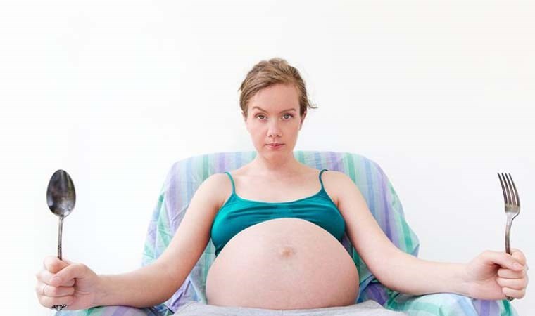 Hamileleri büyük tehlike bekliyor: Aşırı kilo tansiyon ve diyabete sebep oluyor