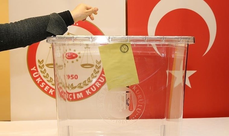 İzmir'de oy kullanmama rekoru kırıldı!