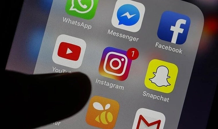 'Dijital vasiyet': Öldükten sonra sosyal medya hesaplarına ne oluyor, veri güvenliği için nasıl önlem alabiliriz?