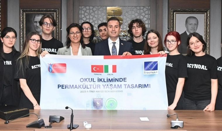Gençler, projelerini Başkan Ahmet Akın’la paylaştı