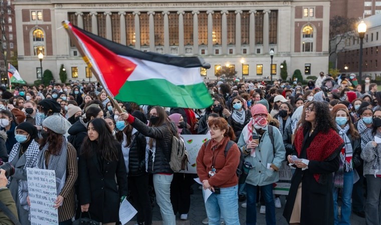 Columbia Üniversitesi'nde Filistin gösterisi: Yüzlerce öğrenci gözaltına alındı