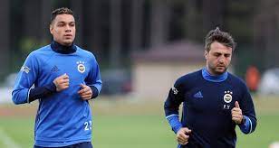 Van der Wiel kadroya giremiyor ama yenge dünya karmasında - Spor Haberleri