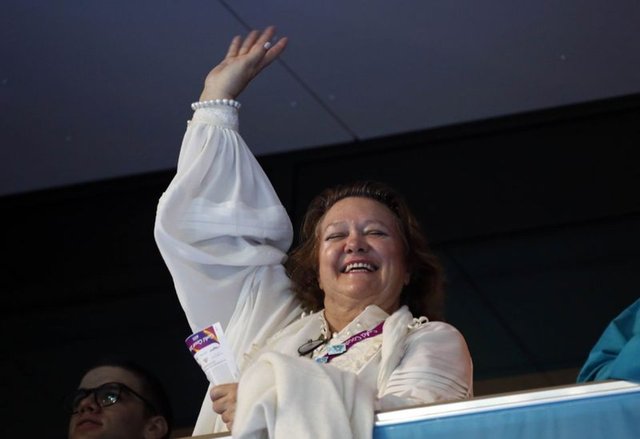 <p>Gina Rinehart</p><p>Net serveti: 30.2 milyar dolar</p><p>Kaynak: Madencilik</p><p>Vatandaşlık: Avustralya</p>