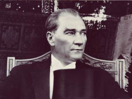 Atatürk, Yunanistan'da ilk kez anıldı