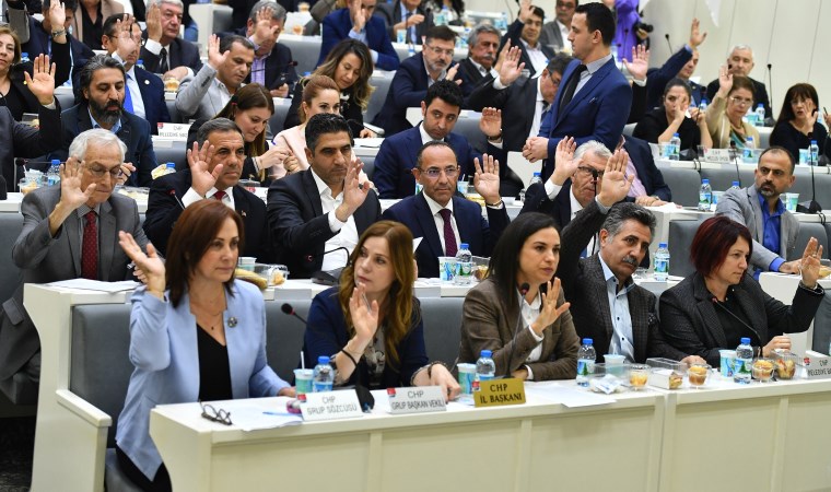 6 ilçenin bütçesi İzmir Büyükşehir Belediye Meclisi'nde onaylandı