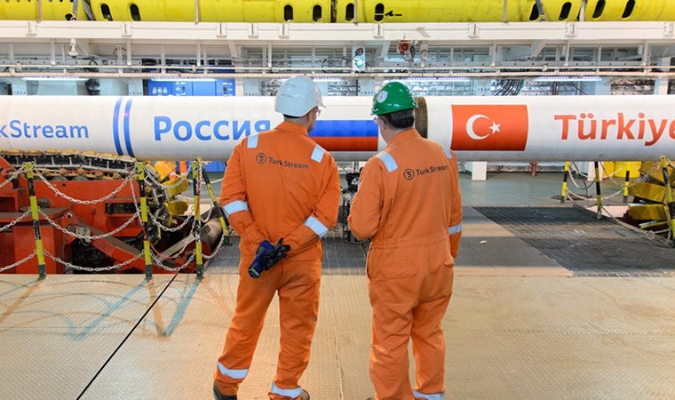 Gazprom: TürkAkım’ın her iki kolu gazla dolduruldu