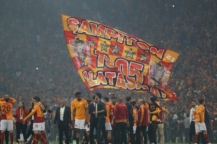 Ruslar Galatasaray'ın şampiyonluğuna geniş yer ayırdı