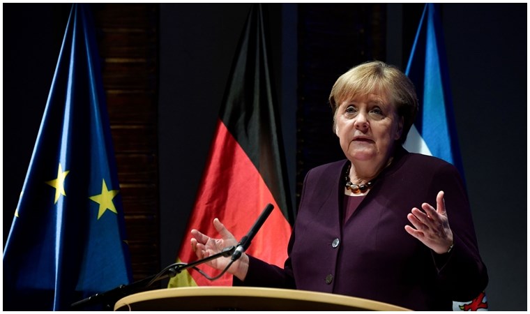 Merkel'den Libya'daki taraflara konferans daveti