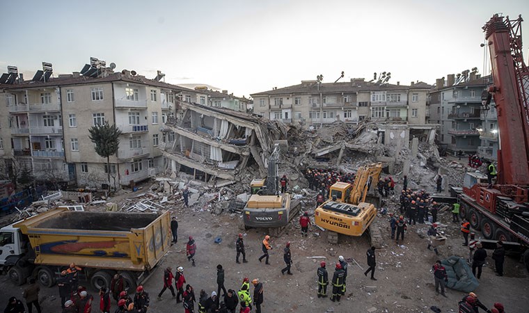 Depremde can kaybı 39'a yükseldi