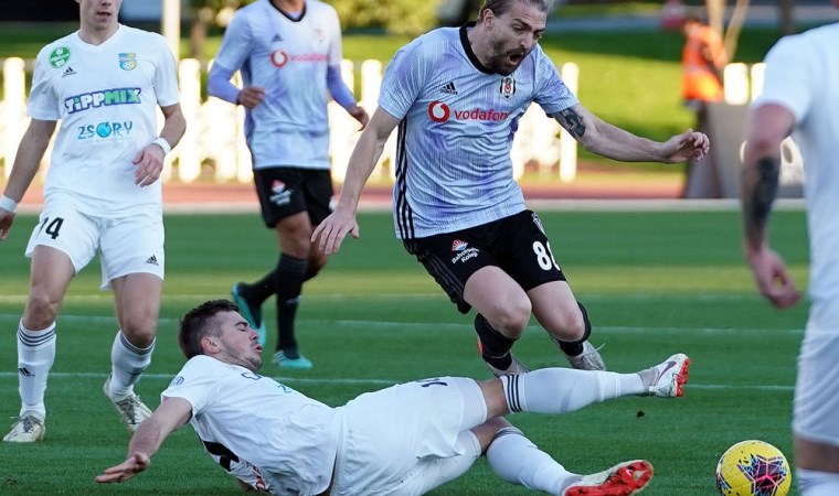 Beşiktaş galibiyetle başladı