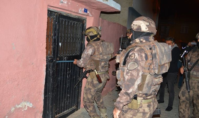 Adana’da şafak vakti uyuşturucu operasyonu: Çok sayıda gözaltı