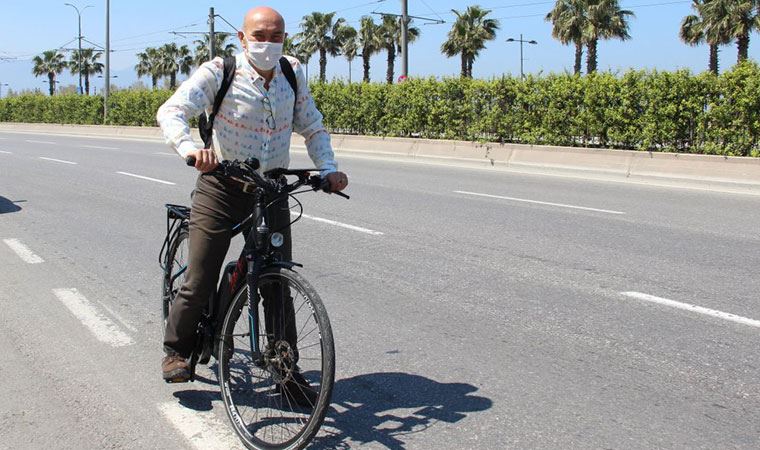 Başkan Soyer'den bisikletli mesai