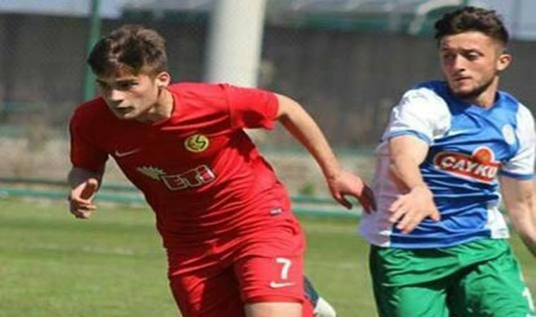 Eskişehirsporlu futbolcu kaza kurbanı