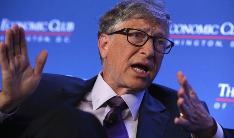 Bill Gates'ten koronavirüs çıkış: ABD'yi yerden yere vurdu
