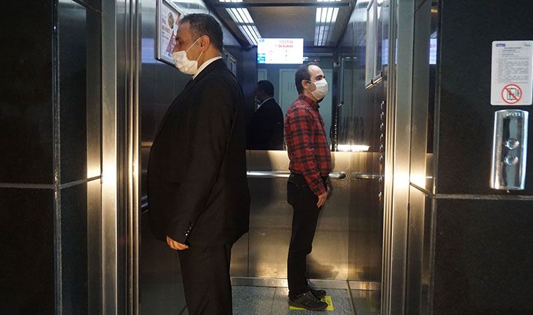 Koronavirüse karşı asansörlerde yeni düzen