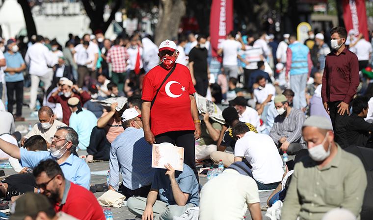 İstanbul Valisi duyurdu: Ayasofya'ya girişler durduruldu