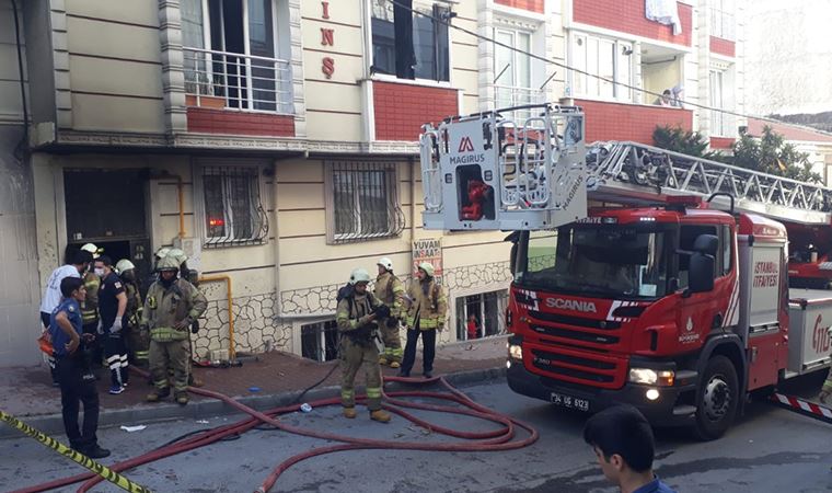 İstanbul'da yangın: Anne ile çocuk yaşamını yitirdi