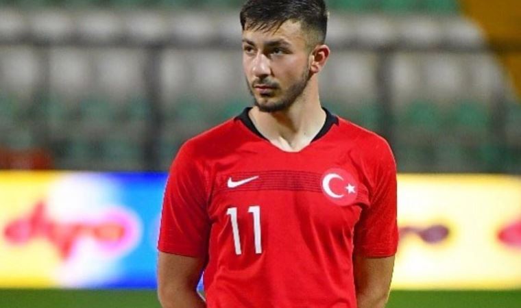 Galatasaray, Halil İbrahim Dervişoğlu'na imzayı attırdı