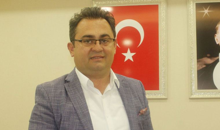 Antalya İbradı Belediye Başkanı Serkan Küçükkuru, Muharrem İnce’nin başlattığı hareketle kurulacak partiye katılmak için CHP'den istifa etti