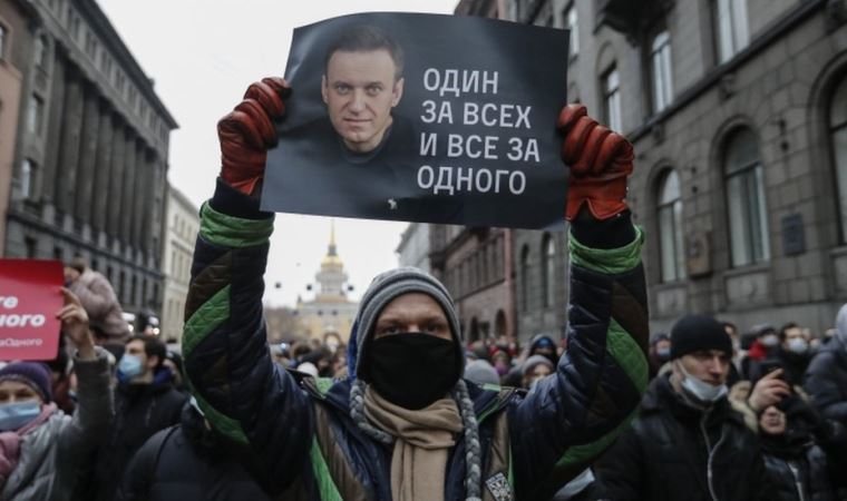 Rusya: Navalni yanlısı gösteriler Putin için bir tehdit oluşturuyor mu?