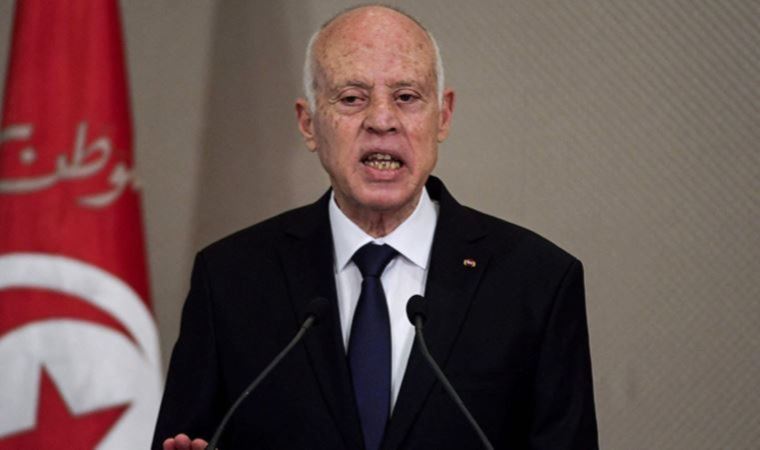 Tunus Cumhurbaşkanı Kays Said ‘kontrolü bırakmıyor’