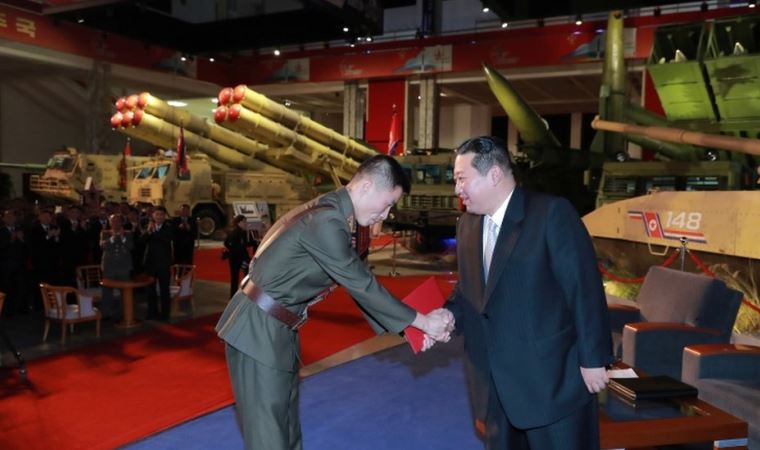 Kuzey Kore lideri Kim Jong-un 'yenilmez bir askeri güç' kuracağını söyledi