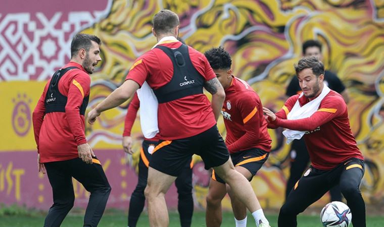 Galatasaray, hazırlık maçında İstanbulspor ile berabere kaldı