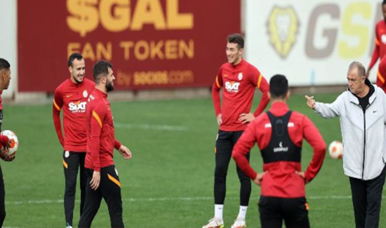 Galatasaray Lokomotiv Moskova maçının kamp kadrosunu açıkladı